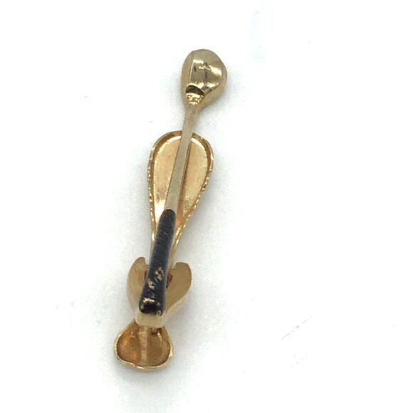 Vintage Tie Tac with Golf Club Motif - Picture 5 of 6